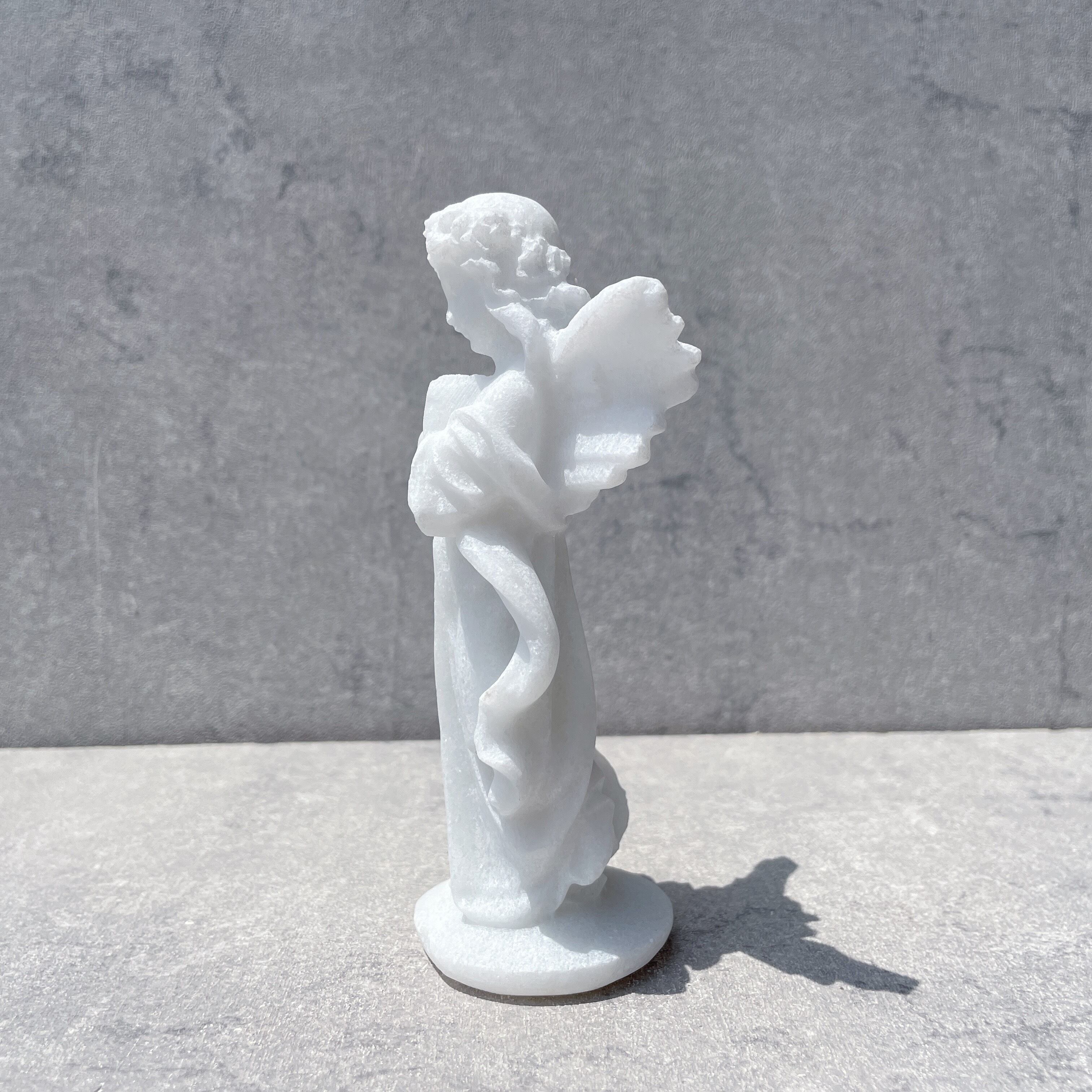 翡翠のスイートエンジェル01◇White Jade Angel◇天然石・鉱物