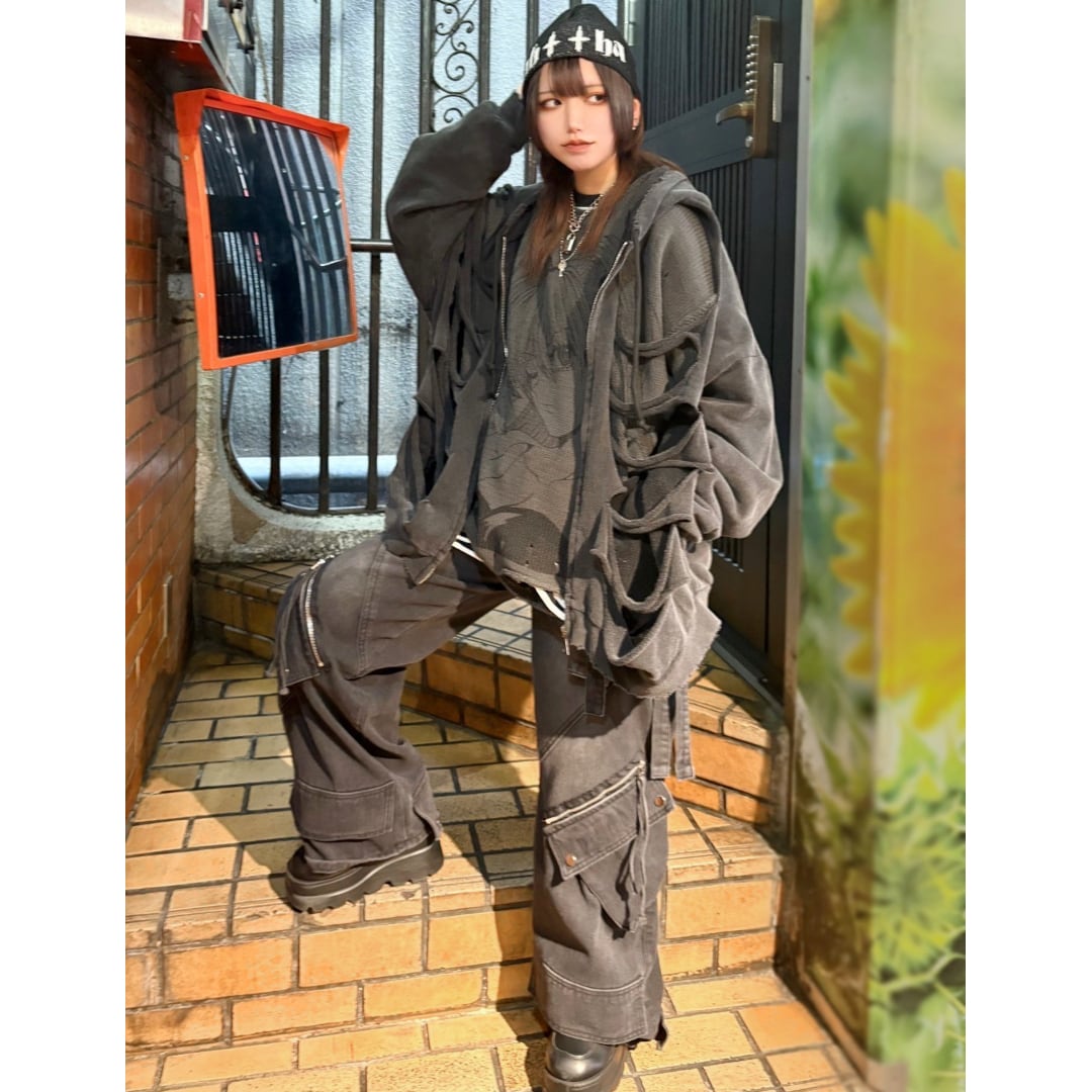 新作】Smoking Girl ダメージニット | VOLCAN&APHRODITE