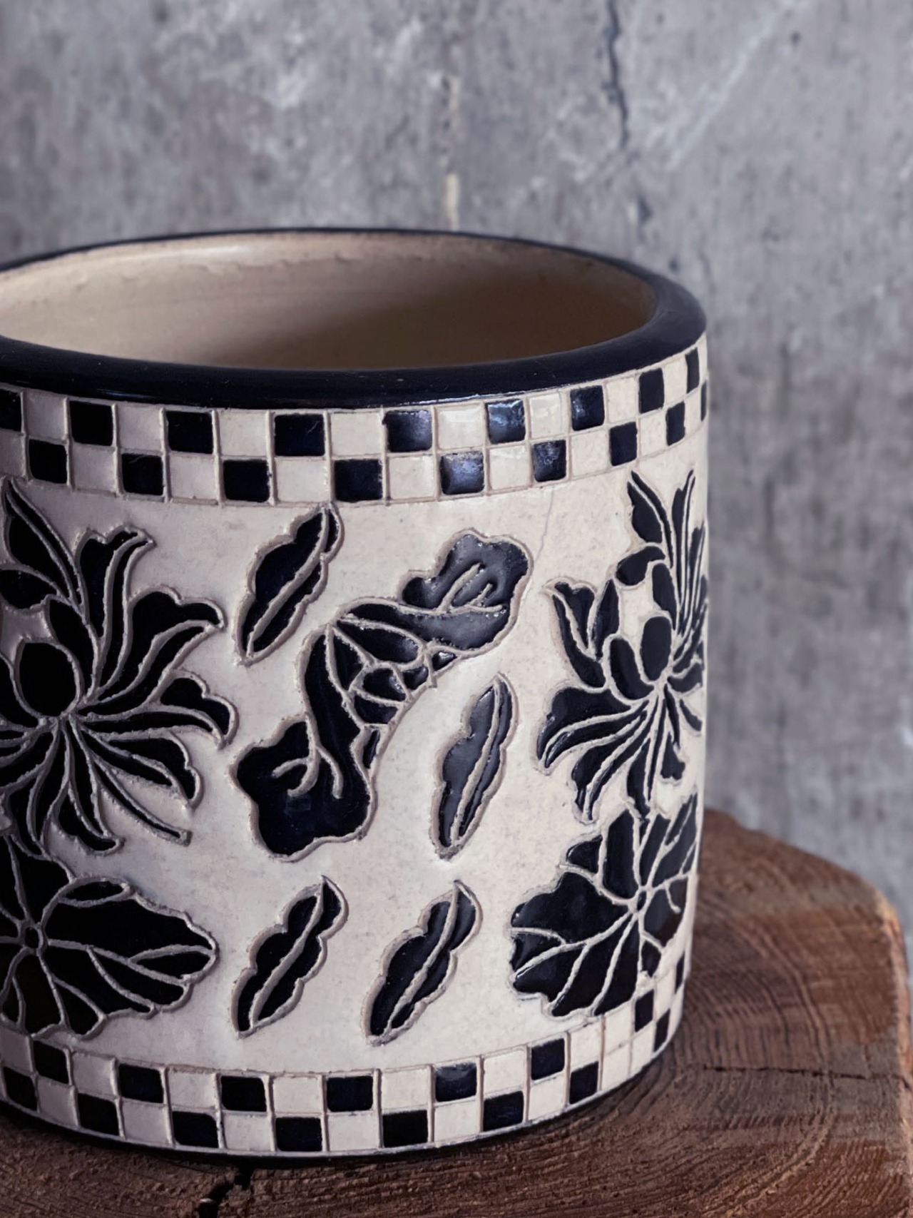 Bien Hoa／Flower vase