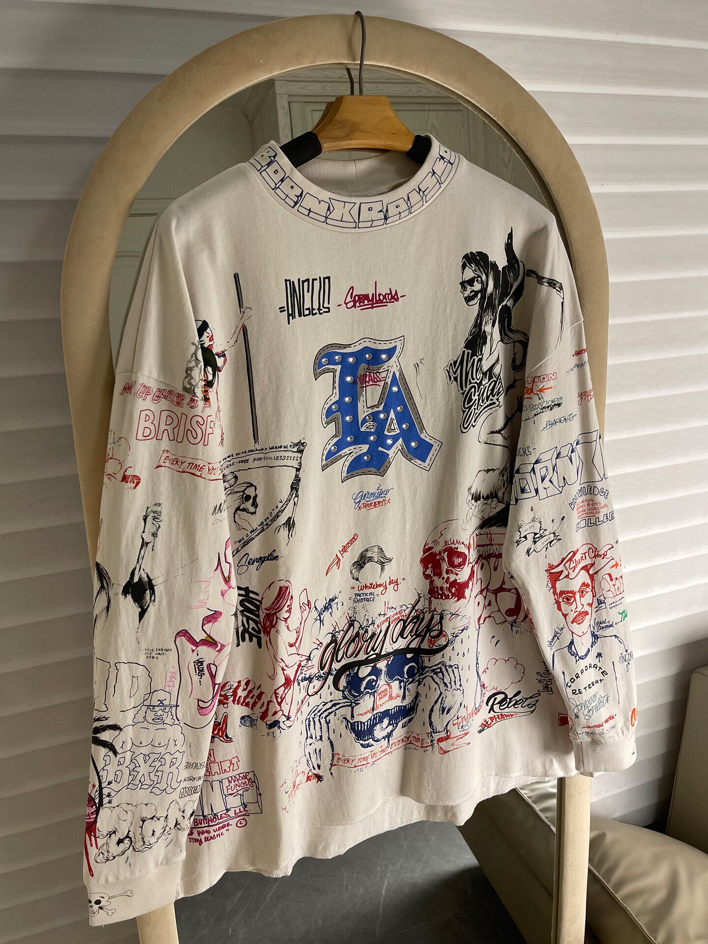 【CODONA SELECT】タトゥーグラフィック × ラインストーンロゴ ロングスリーブTシャツ
