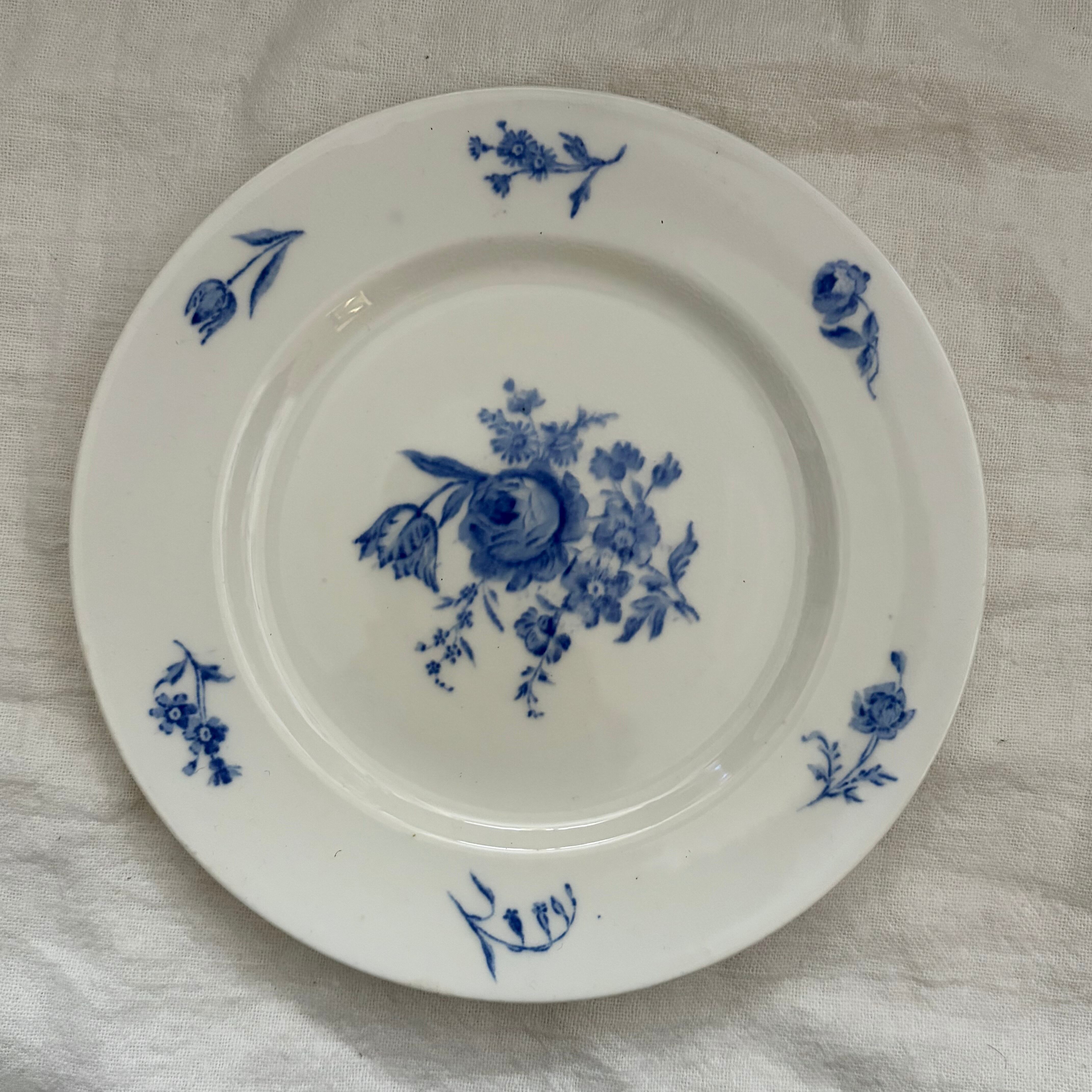 グスタフスベリの青い花のケーキ皿