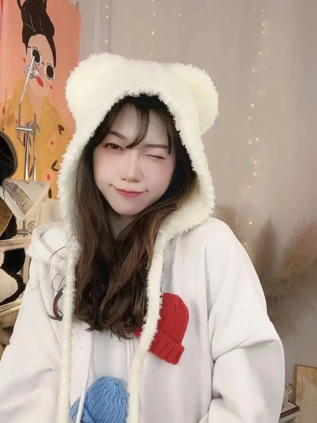 くま耳つきニット帽　ストラップ付_060679