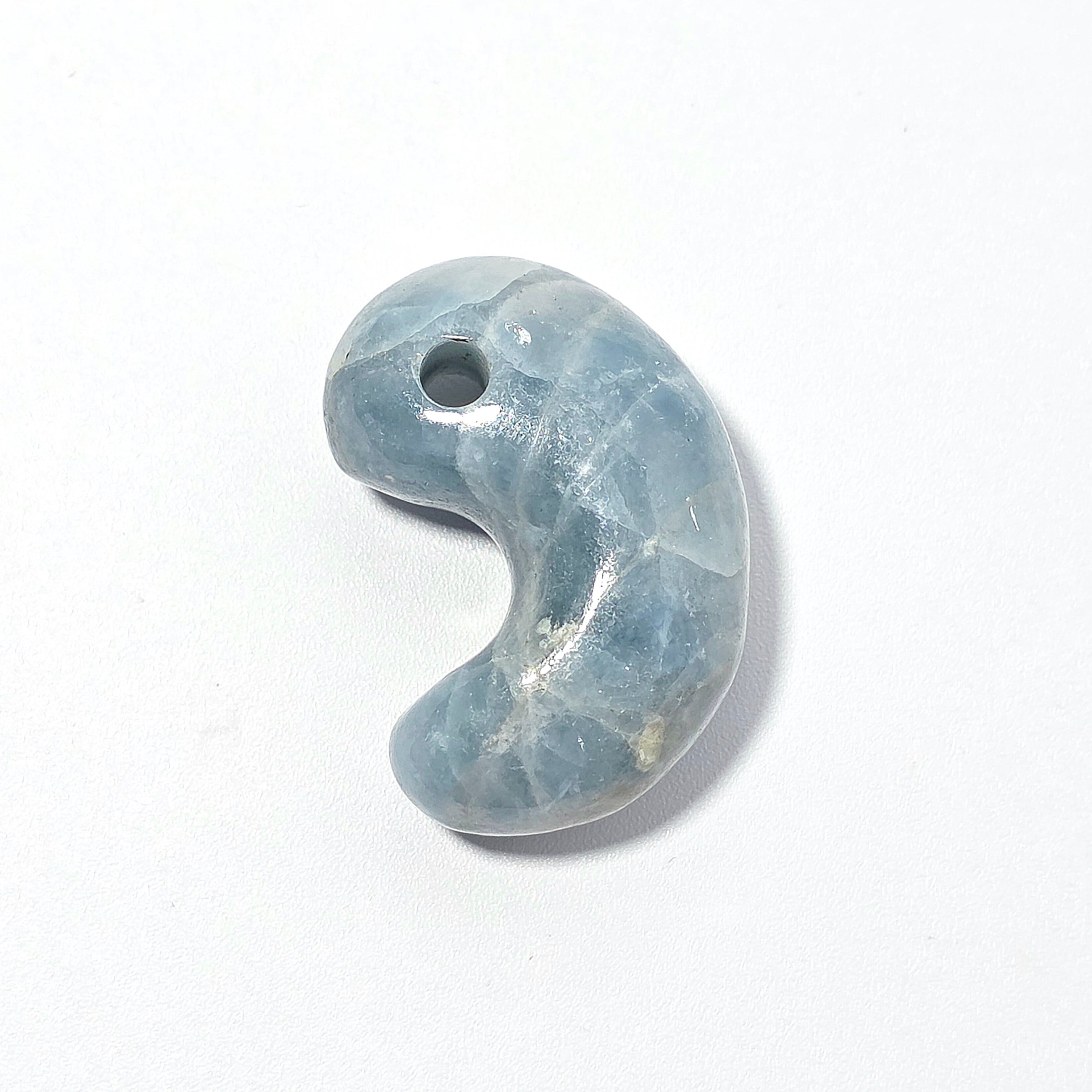 勾玉 | 糸魚川翡翠工芸家 赤羽可行BASE