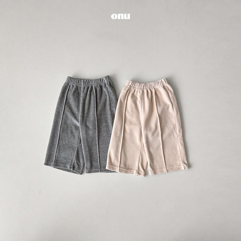 velour pin tuck pants【onu】※12月中旬発送予定