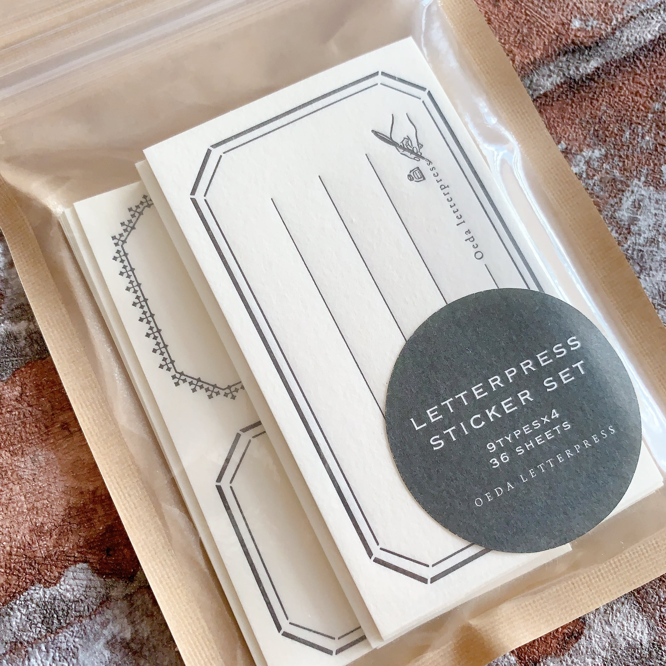 LETTERPRESS sticker set【Bronze / Black】活版印刷 大枝活版室