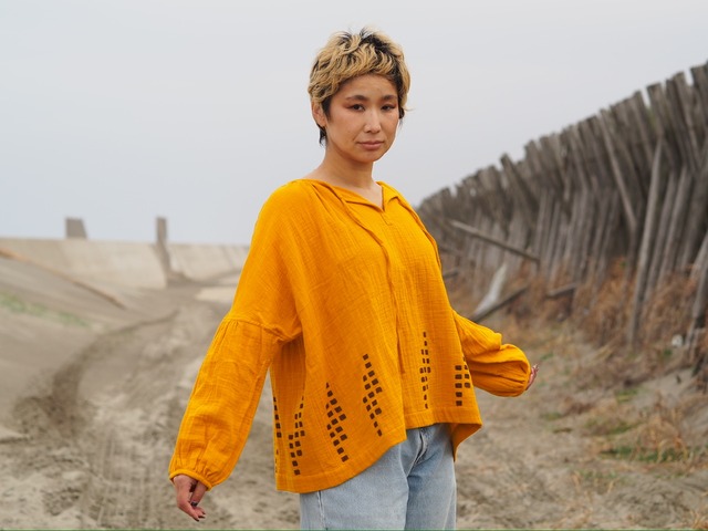 【マリーゴールド】ダブルガーゼの2wayゆったり長袖ブラウス