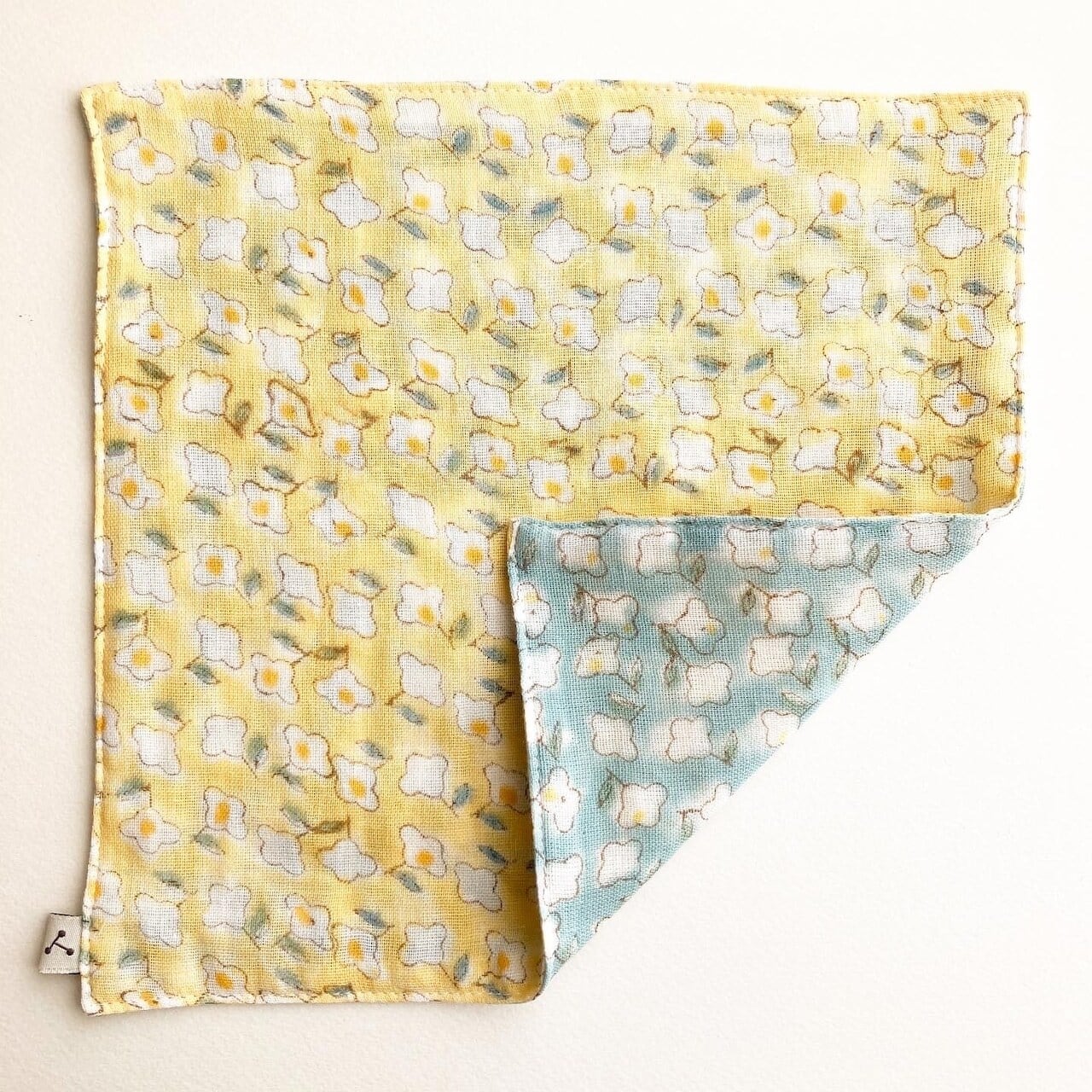 admi リバーシブルガーゼハンカチ Picnic × Picnic ad06