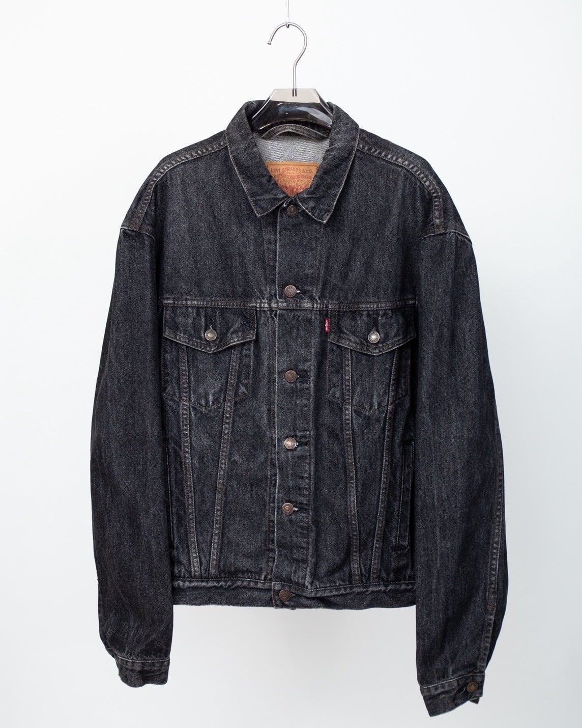Levi's