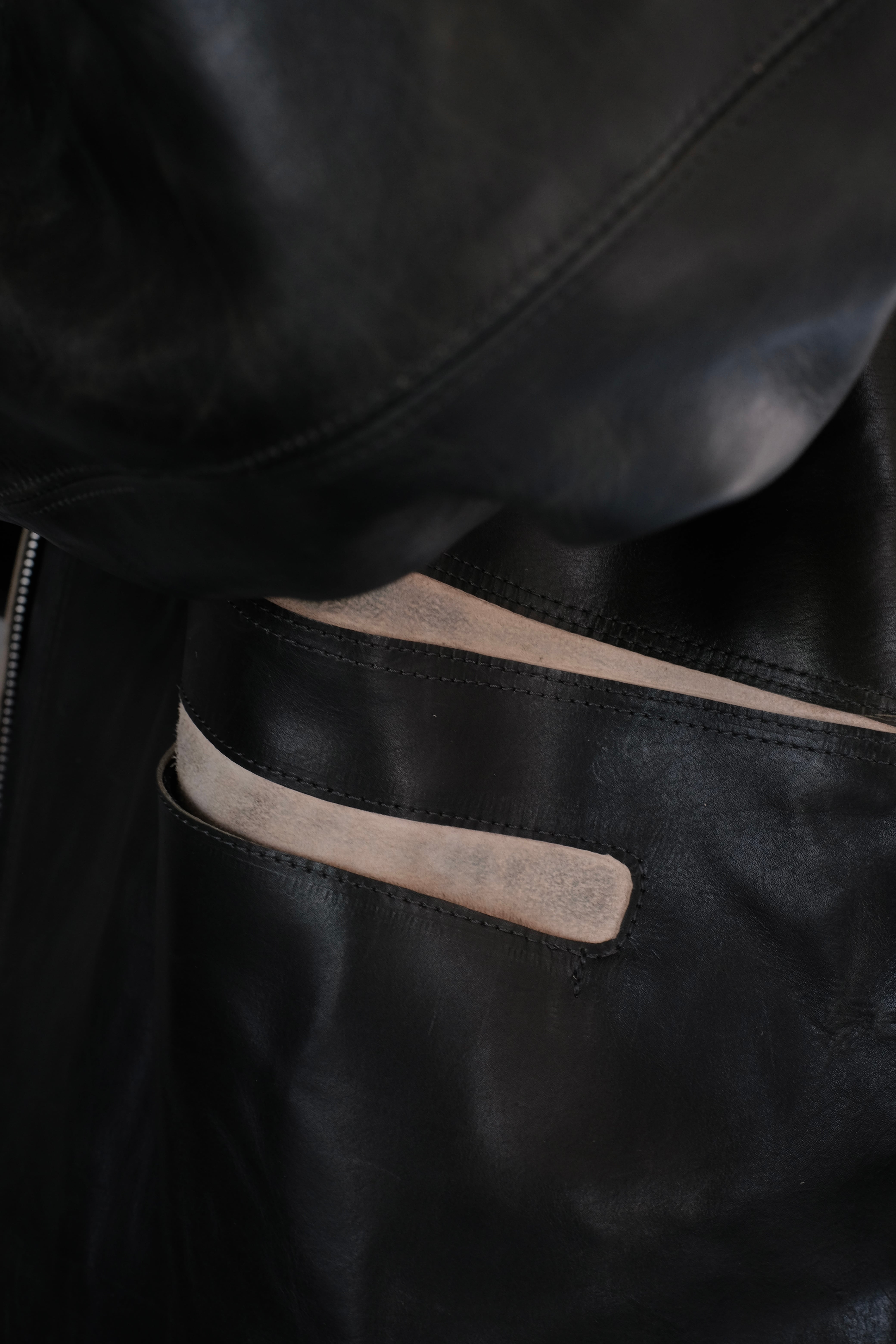 DAISUKE TANABE / pluto_destroyed | LIVING