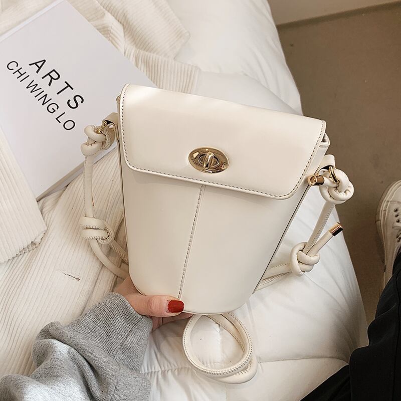 レッドスタイル メッセンジャーバッグ 手作りハンドバック84251280267