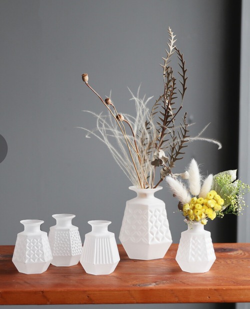 角砂糖のようなフラワーベース　ランプシュガー ビート