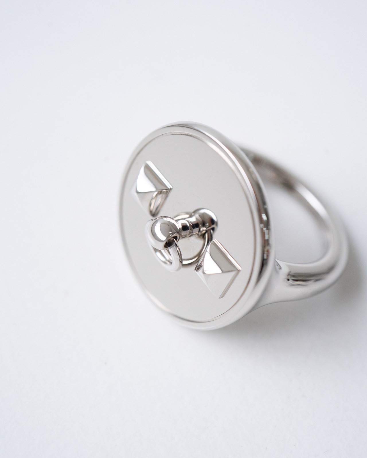 〈Hermès〉Collier de Chien Scarf Ring