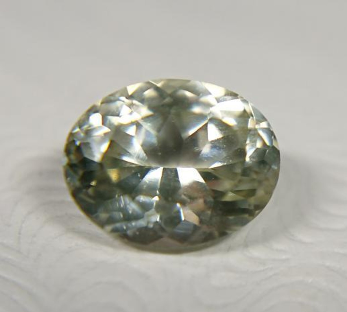 ダイアスポア 0.76ct 【u2802】 ズルタナイト | KIRABOSHIgemstone 