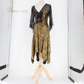 社交ダンス 衣装 ラテン ドレス ワンピース レッスンウェア パーティドレス create-sun ブラック系 ゴールド系 金 黒 レース ラテン柄 ヒョウ柄 アニマル柄 ストレッチ 伸縮性 フレアワンピース 七分袖 フレア袖 透け袖 シースルー ゆったり 着痩せ 体型カバー バックファスナー ロング丈 ミドル丈 胸パッド付き ポリエステル パーティ 競技 レッスン 練習 発表会 ダンス衣装 モダン ダンスワンピース ステージ映え ゴージャス ゴールドラメ風 光沢感 シースルーレース かぶり ひらひら