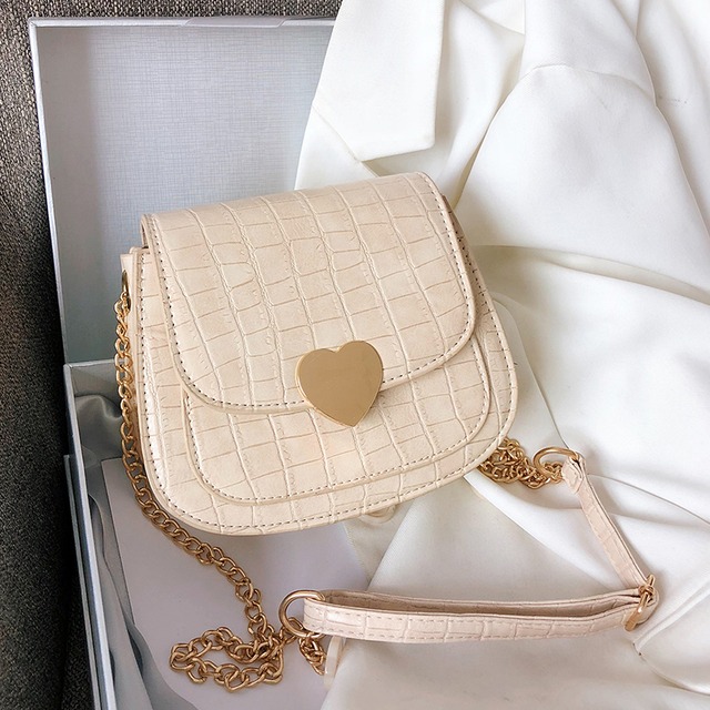 品質の小さなバッグ女性2020夏の新しい波のファッションチェーンショルダーメッセンジャーバッグワイルドウエスタンサドルバッグ Tiancai_Wing_Bag6096792