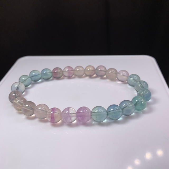 f09 可愛い優しい色合いグラデーションフローライトブレスレット