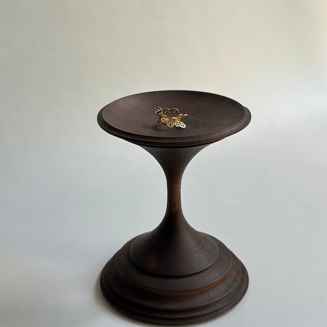 吉田史   春の蝶々のイヤーカフ