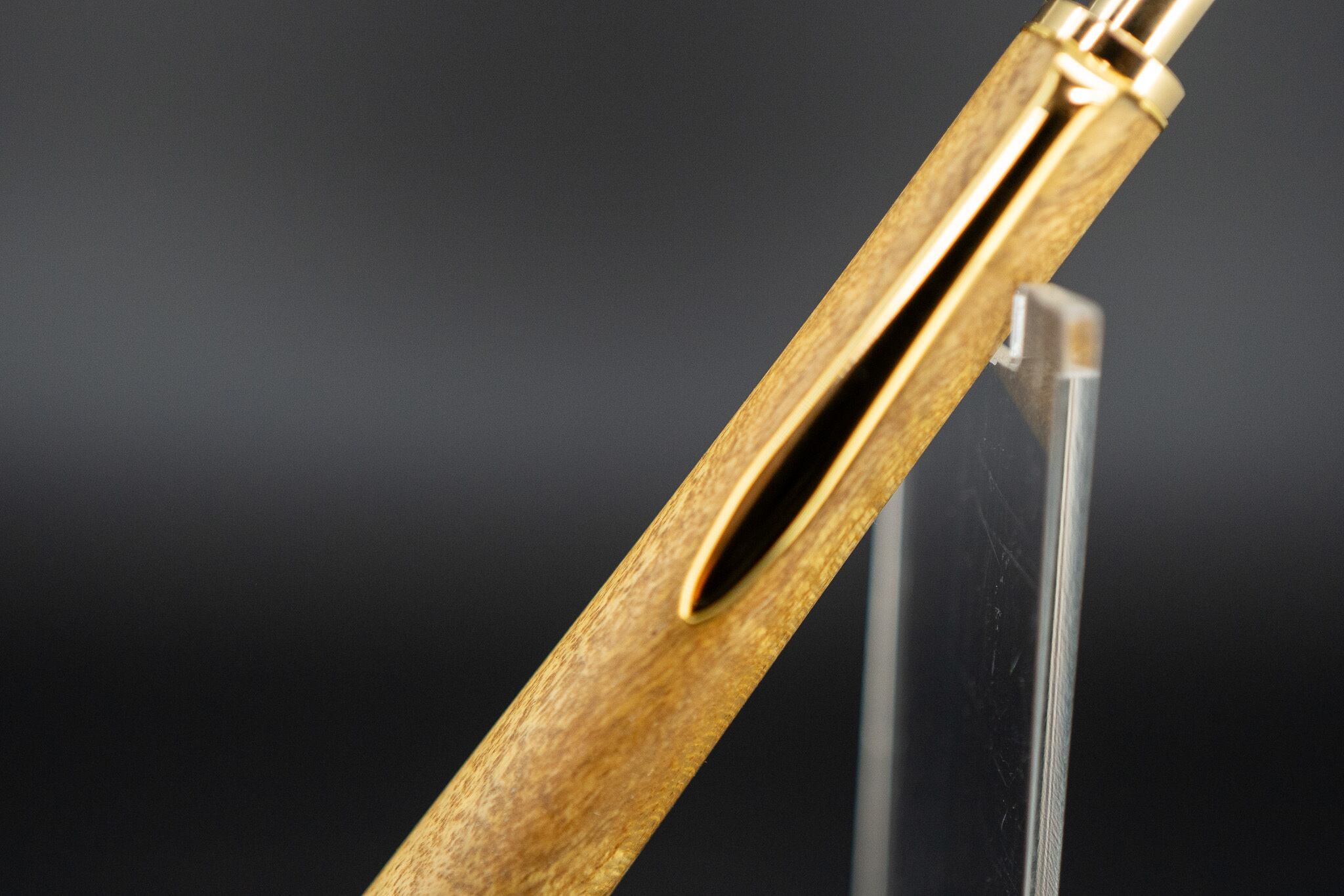 ※【黄金の木】 御蔵島 金桑 ① 細軸 gold MP