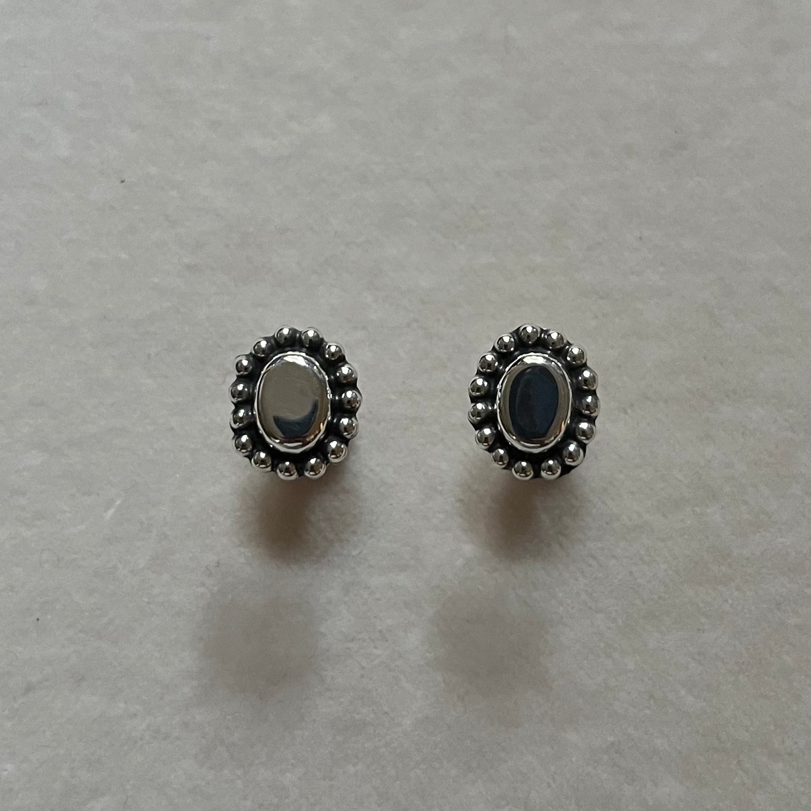 Earrings | BASENOTES