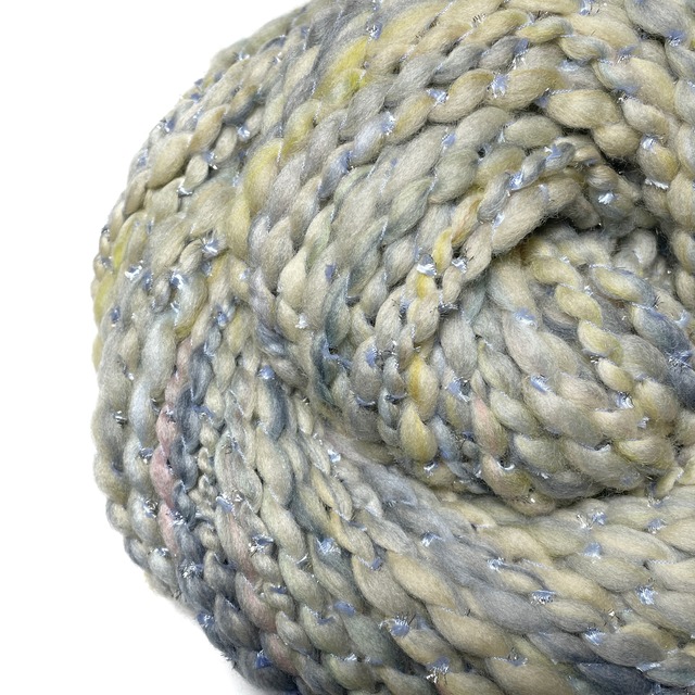 Wave yarn　-No.24 / 10g-