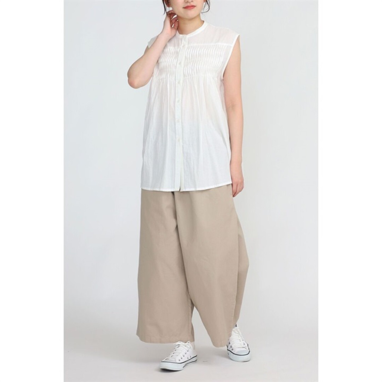 【m.n】コットンフレンチスリーブピンタックブラウス