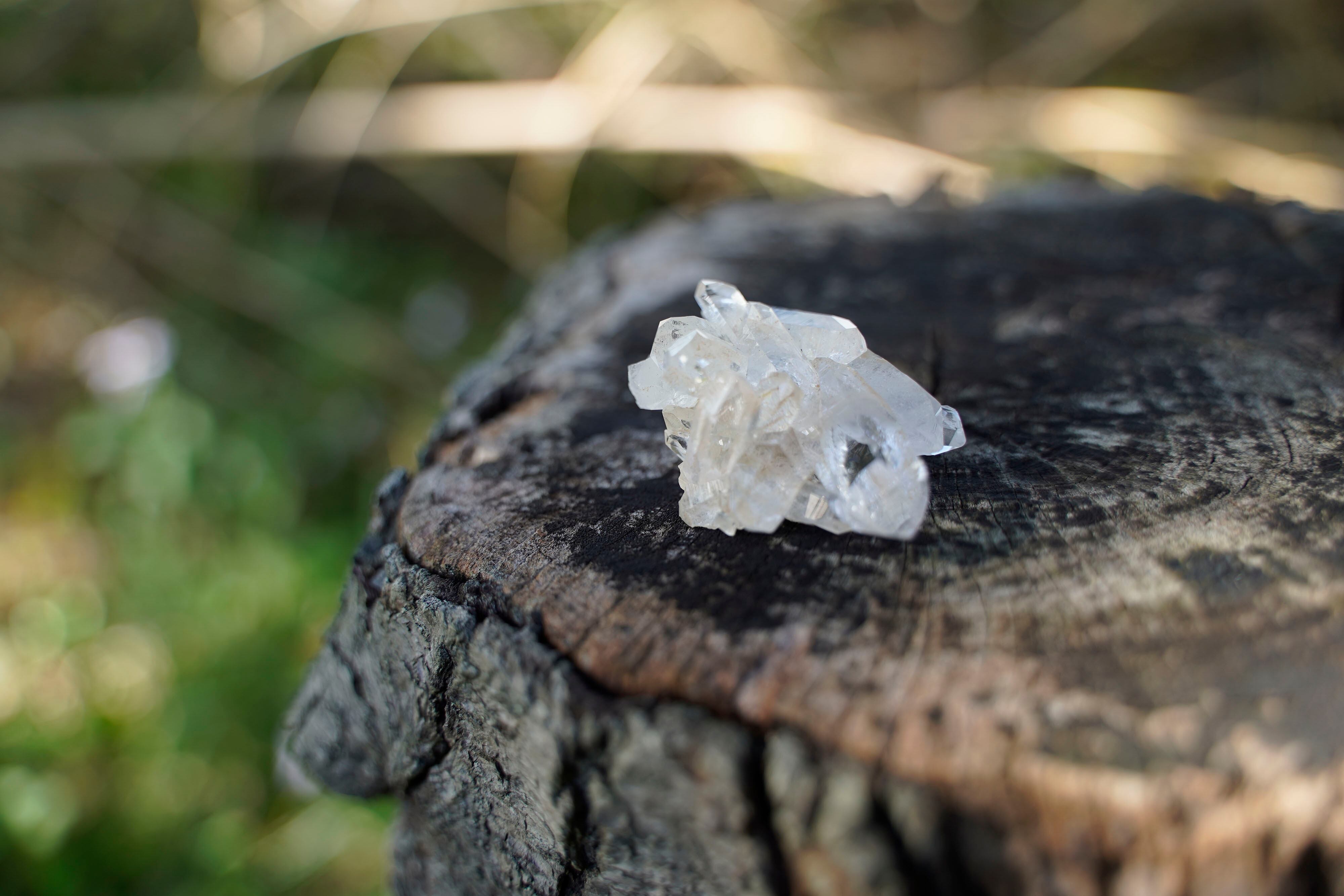 QUMRR2411-028 マニハール産ヒマラヤ水晶クラスター