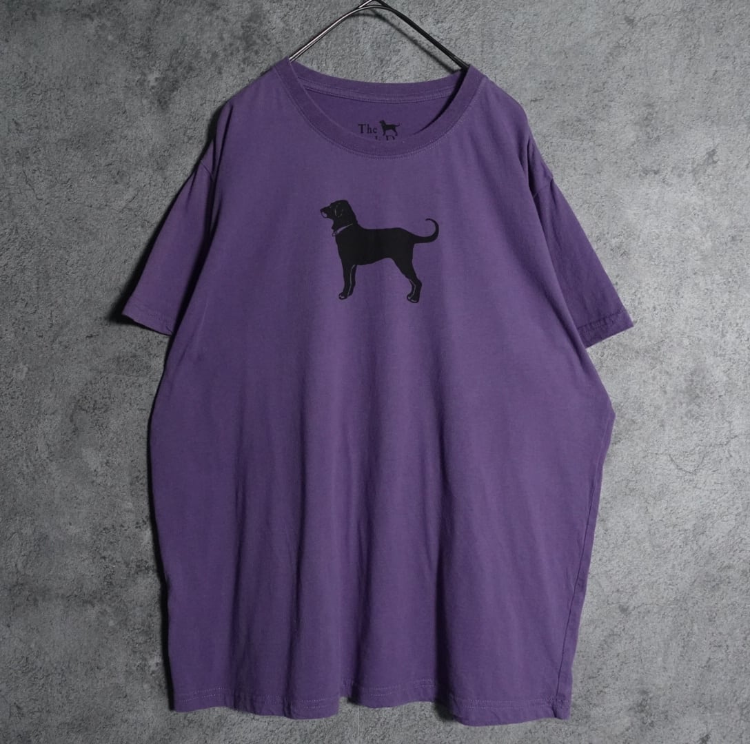 “The Black Dog”Purple dog print T-shirt
