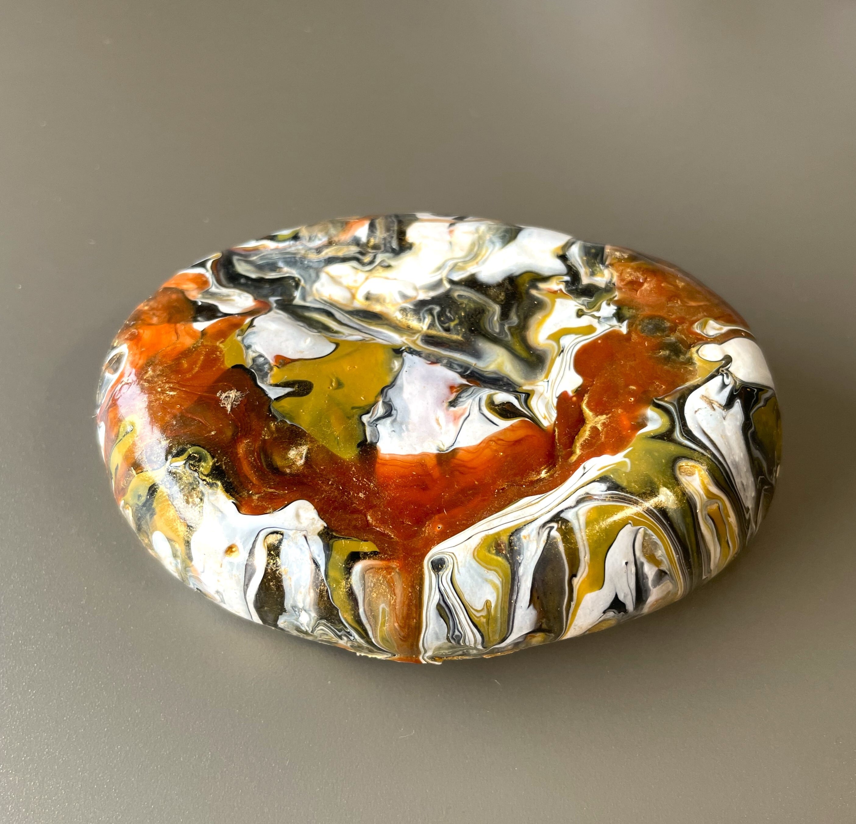 残り1点品‼️高品質✨パイライトとクリスタルのクラスター透明台座付き