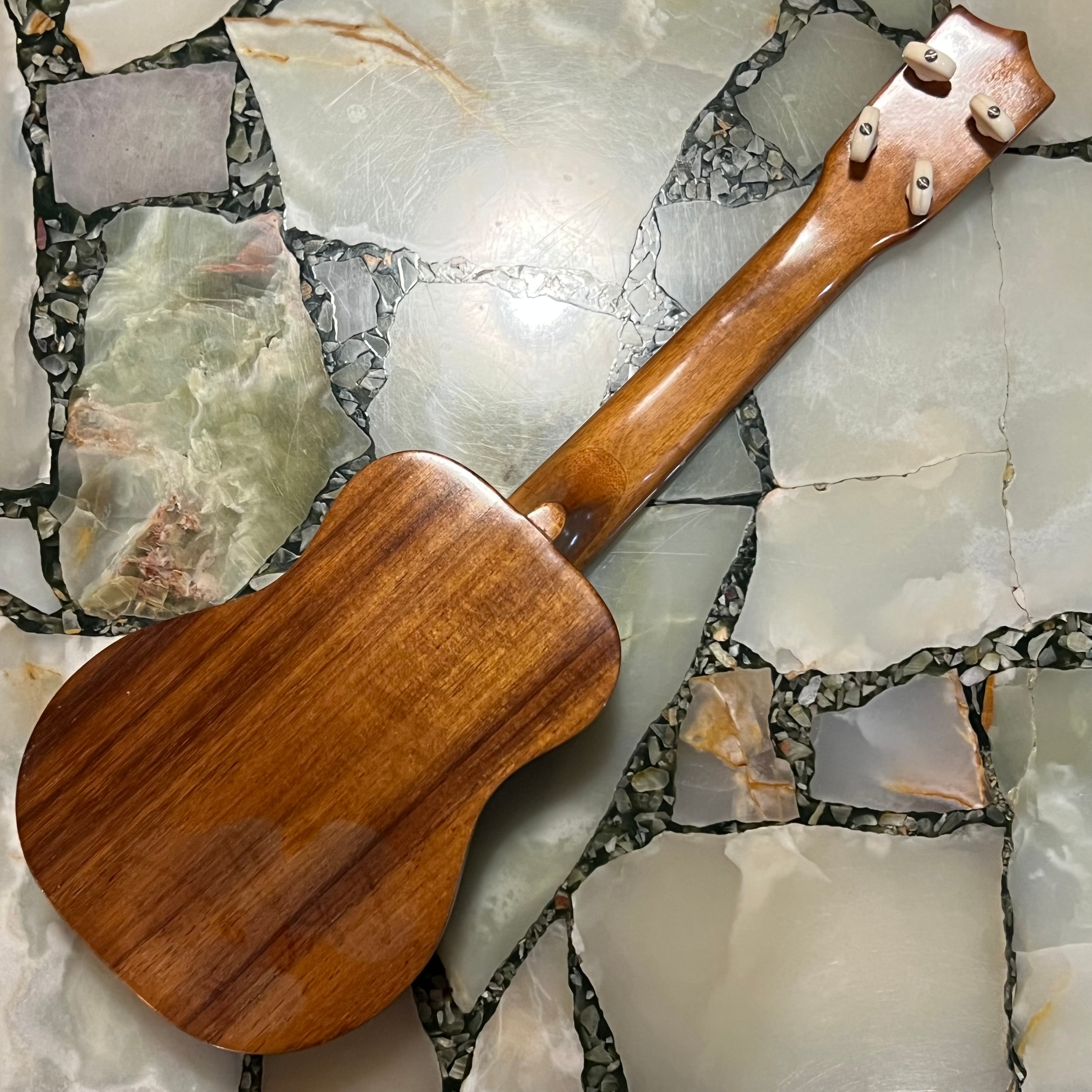 中古 調整済 KAMAKA ソプラノウクレレ HF-1 1973年製 | UKULELE DARUMA