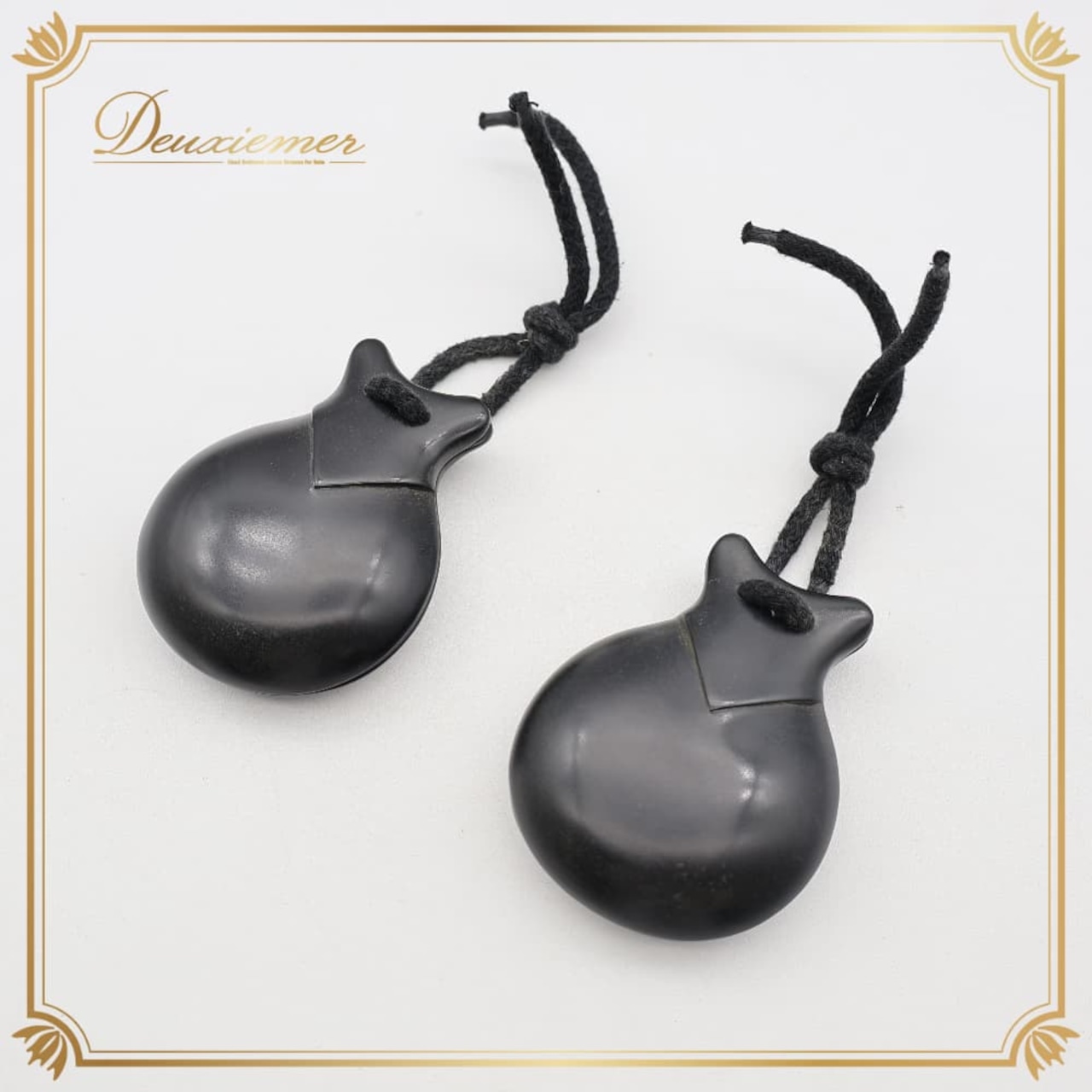 フラメンコ 小物 パリージョ カスタネット ブラック系 楽器 小道具 ペア 両手 黒 練習 ステージ イベント 艶 光沢 パフォーマンス おしゃれ 無地 シンプル ダンス小物