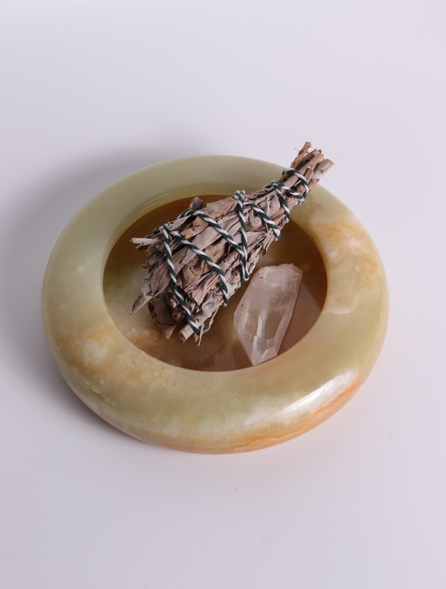 ONYX ASH TRAY