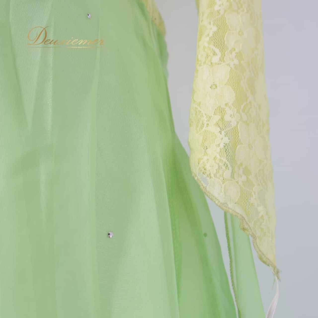 社交ダンス 衣装 prima boutique プリマブティック ドレス ワンピース グリーン系 花 花柄 レース 緑 黄緑 長袖 明るい 華やか かわいい ダンス衣装 イベント ステージ 練習 レッスン パーティー おしゃれ 透け感