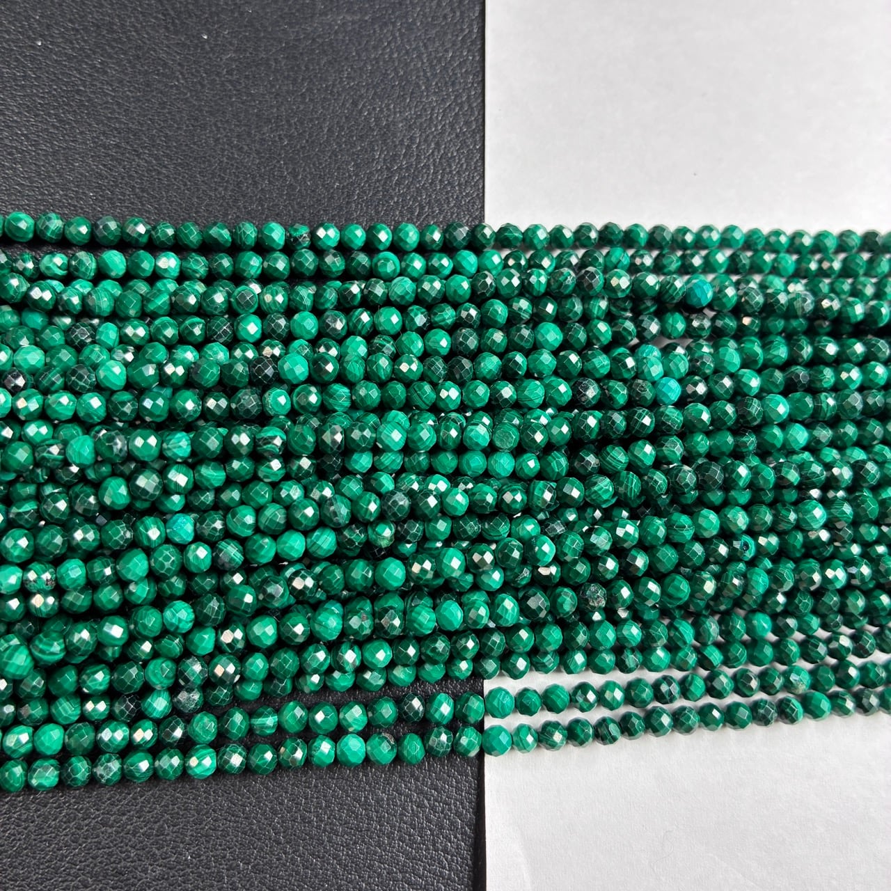 マラカイト ラウンド 緑 3.3㎜ | K0041