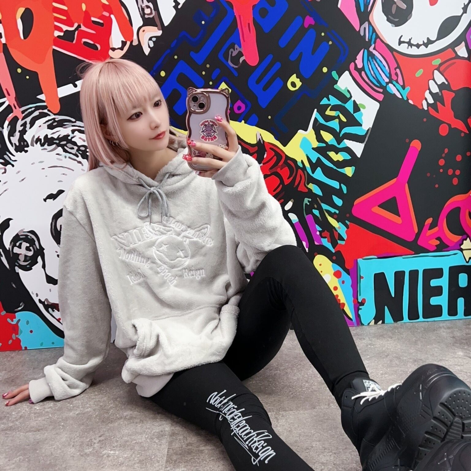 NieR 【NIER刺繍ロゴ高品質グレーさらふわプルオーバーパーカー】 NIER 