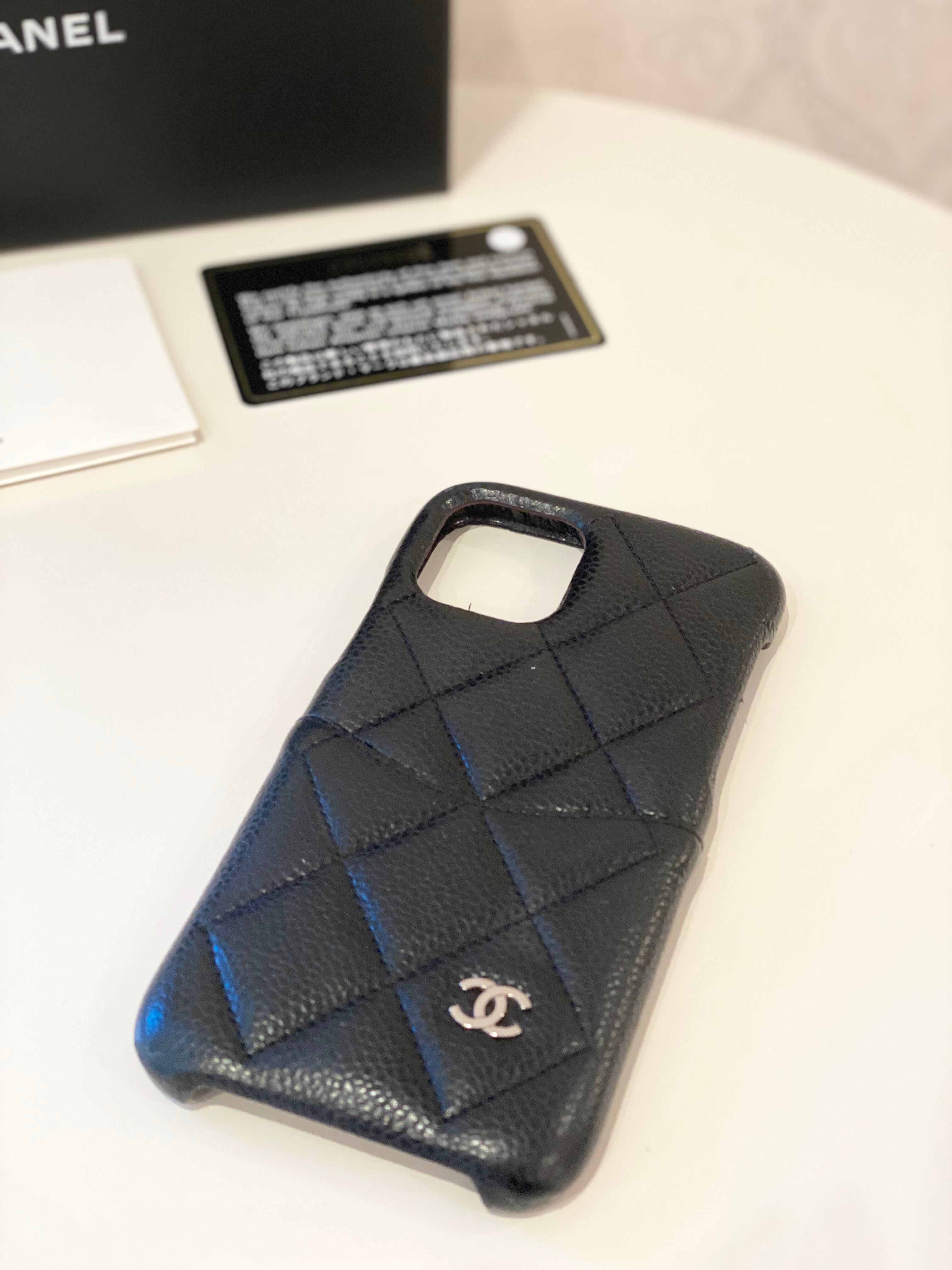 CHANEL シャネル キャビアスキン iPhoneカバー モバイルケース 