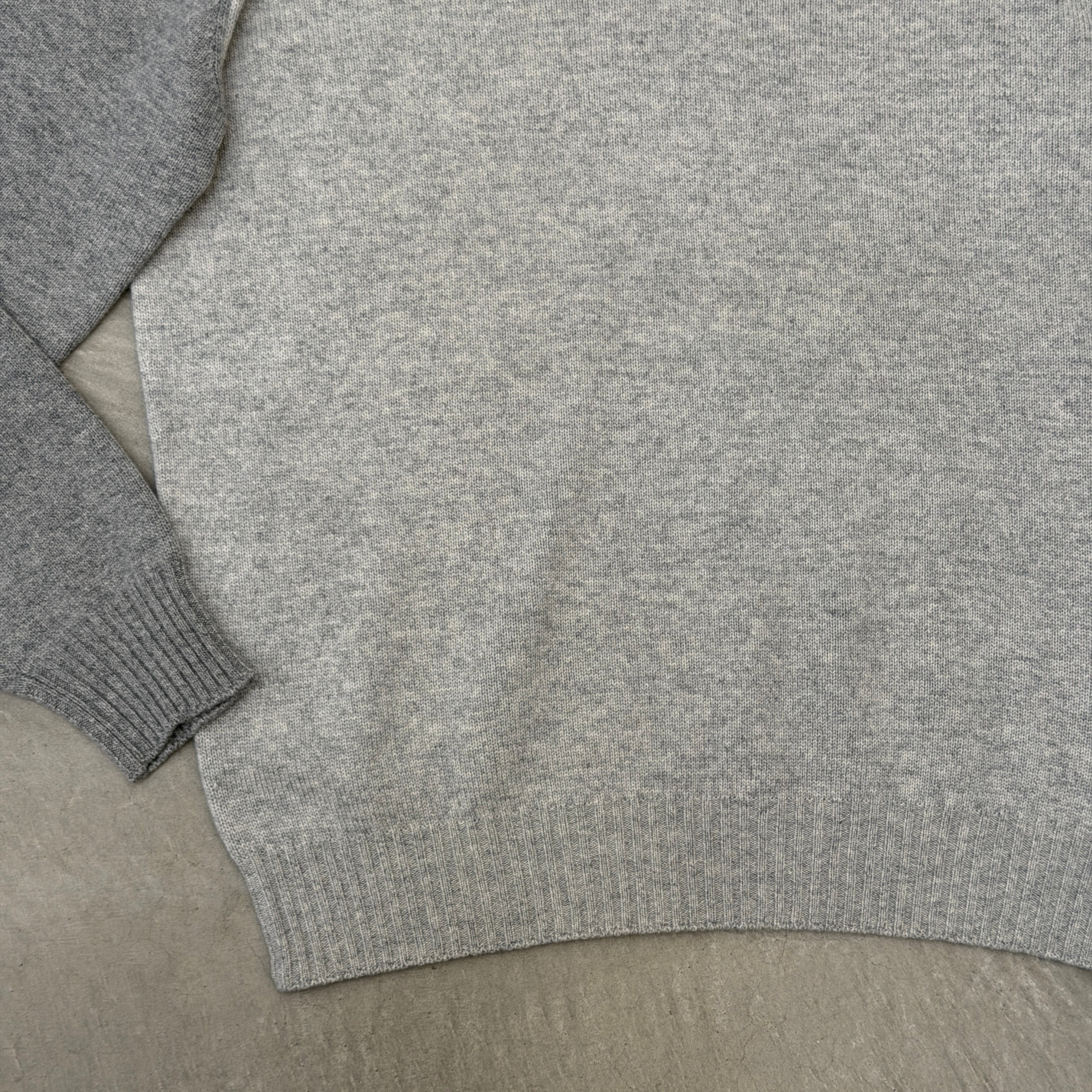 BRUNELLO CUCINELLI Cashmere V-neck knit Gray 50 | ASSET VINTAGE
