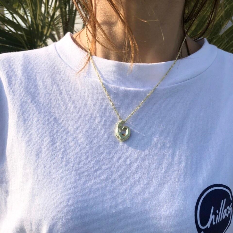 ミニフィッシュフックネックレス 24K(ゴールド)、グリーンゴールド￥11000＋tax