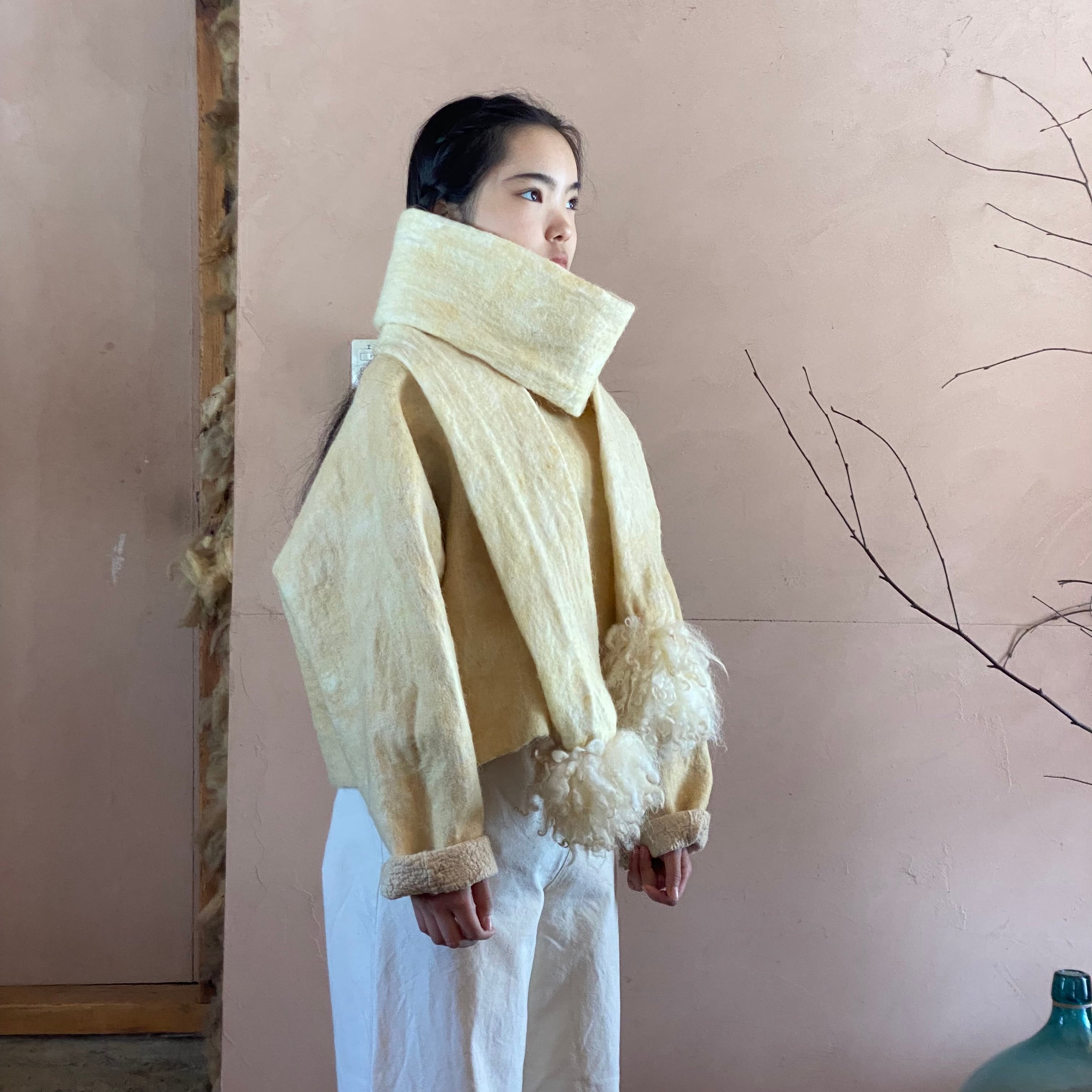 GADID ANONIEM OLOF / YELLOW マフラー GADID ANONIEM OLOF / YELLOW マフラー