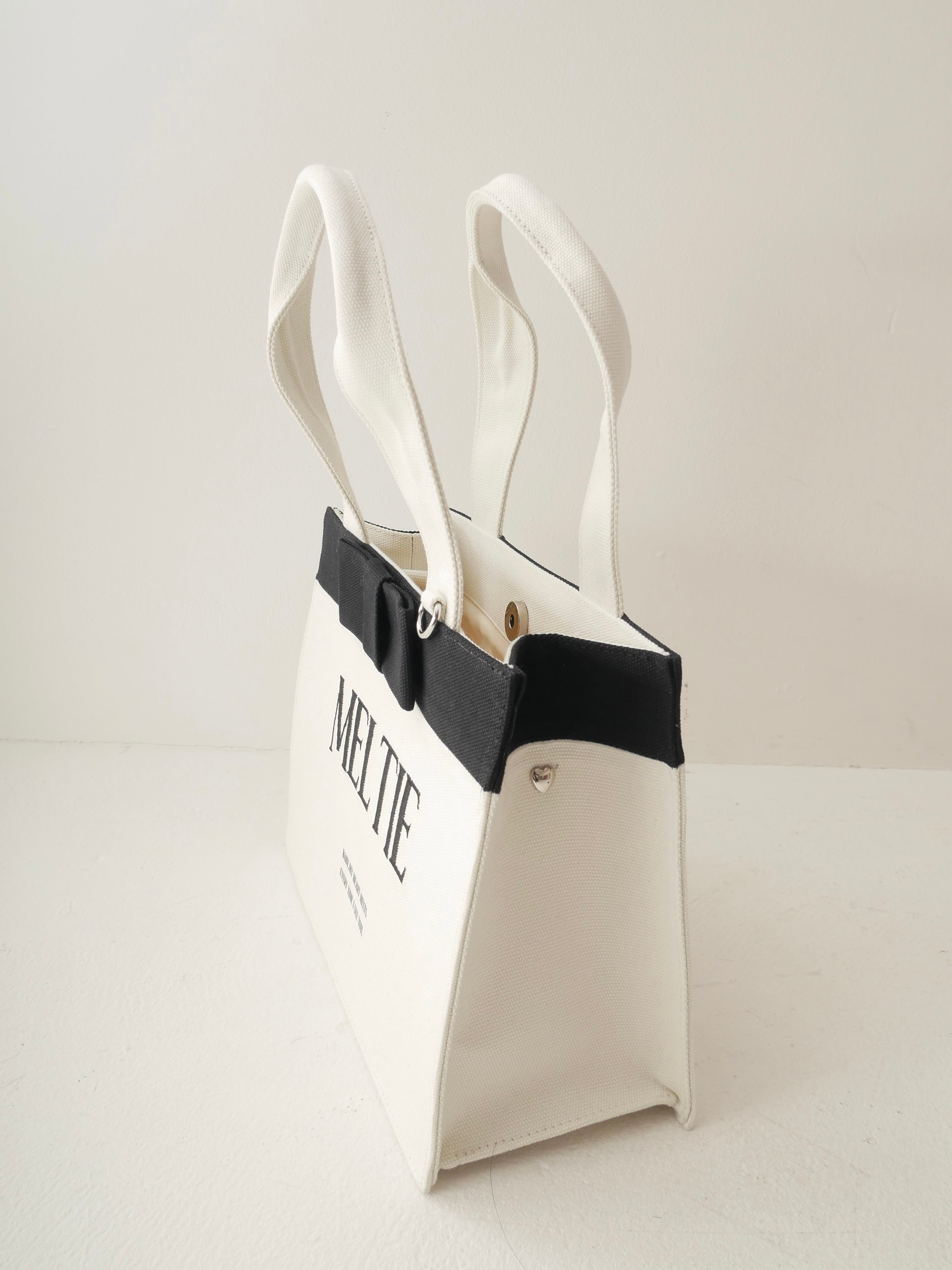 ribbon canvas tote bag〈MEDIUM〉 | meltie