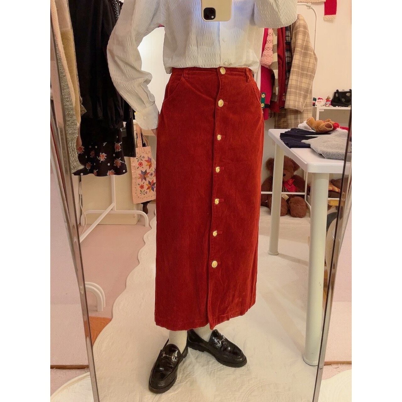 ATSUKI ONISHI / gold bear button red long skirt