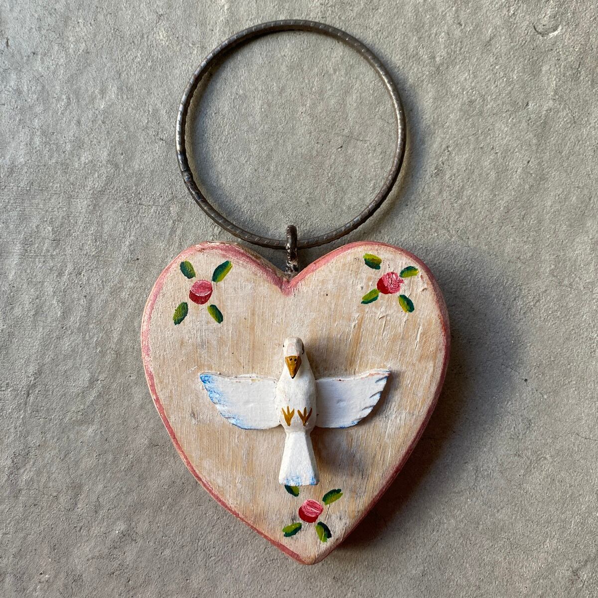 フォークアート OA 壁掛け アイアン 幸せを運ぶ白い鳩 &ピンクフラワー