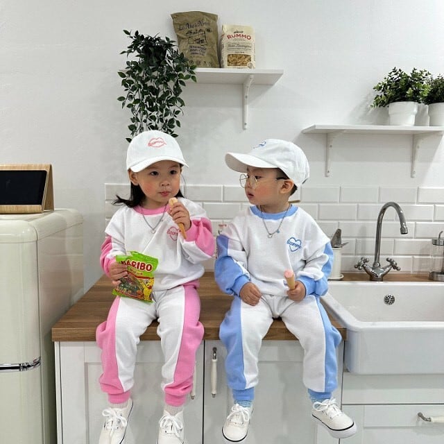 【BABY&KID】2024新作 LOVEカラーバリセットアップ
