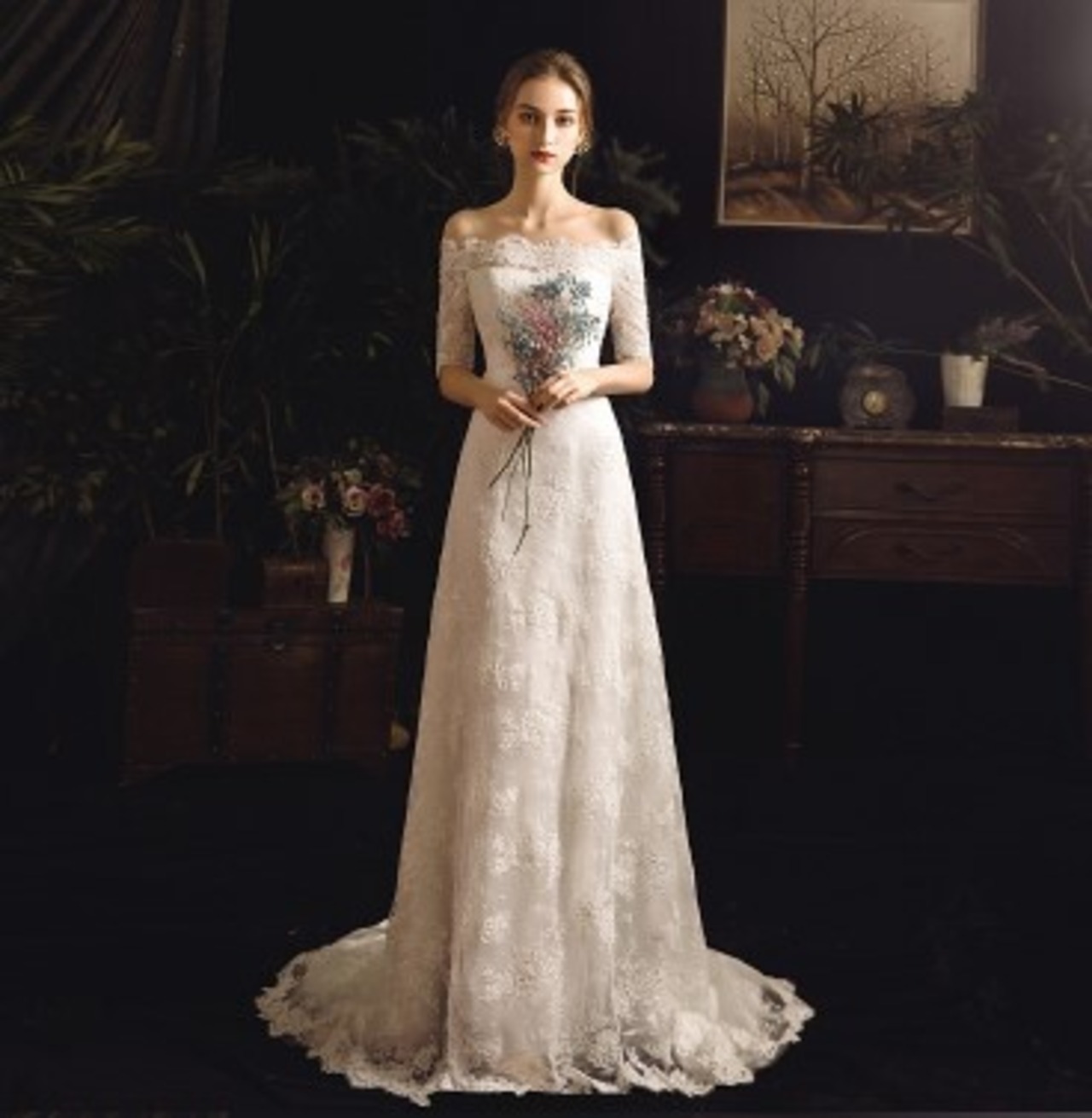 高品質！ ウエディングドレス オフショルダー ミニトレーン/短トレーン  