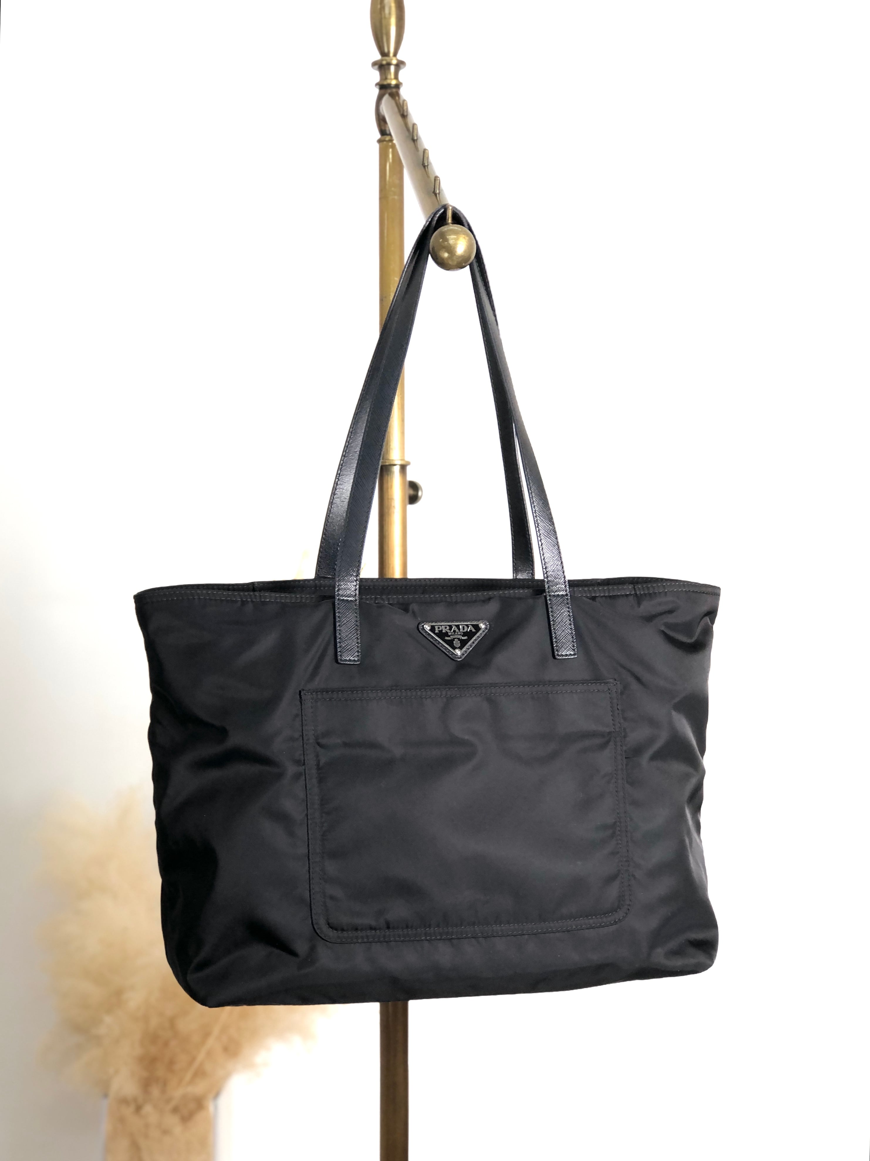 PRADA プラダ ハンドバッグ ブラック トライアングルロゴ ナイロン