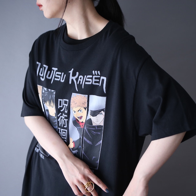 "呪術廻戦" 4-character box printed over silhouette h/s tee