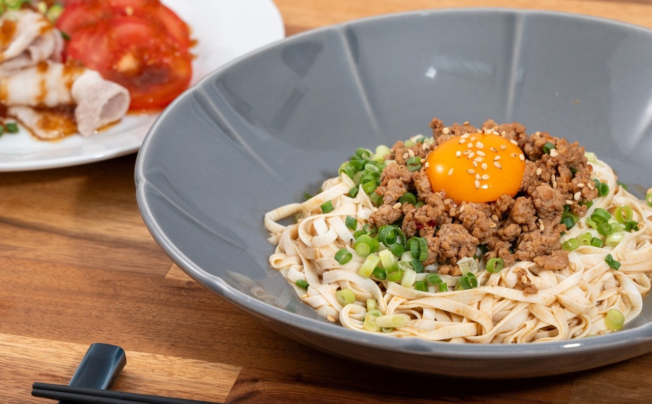 平打ち風とうふ麺　鰹だしつゆ＆ピリ辛ごまタレ  ４個×２セット