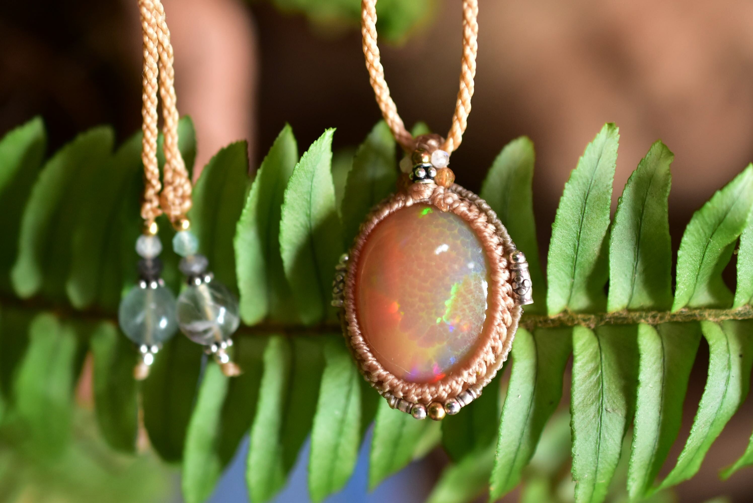 レア☆蜂の巣☆ハニカムオパール マクラメペンダント424 | Funky