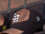 【gifthatオリジナル】 ghロゴ LVノンウォッシュキャップ