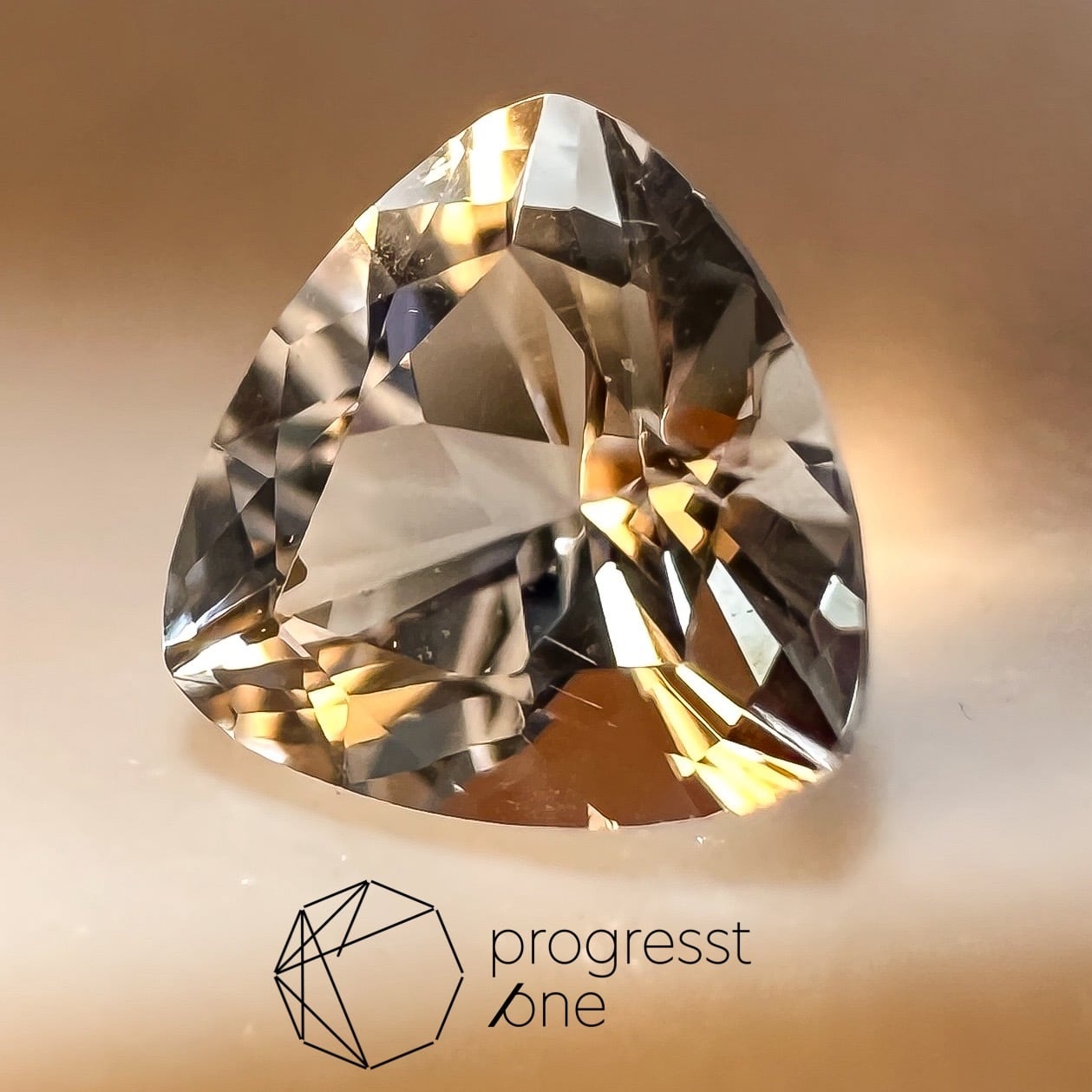 ハーキマークォーツ(ﾊｰｷﾏｰﾀﾞｲﾔﾓﾝﾄﾞ)0.35ct | progresstone