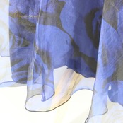 社交ダンス 衣装 スタンダード スカート レッスンウェア レディース ICHIOKU イチオク 黒 ブラック系 ブルー系 青 花柄 薔薇 バラ ショートスカート エレガント フレア ストレッチ 通気性 ダンス用 コスチューム 薔薇柄 おしゃれ 女性用 パーティー スカート丈90.5cm 伸縮性 ポリエステル ポリウレタン ブラックブルー ルームウェア 兼用